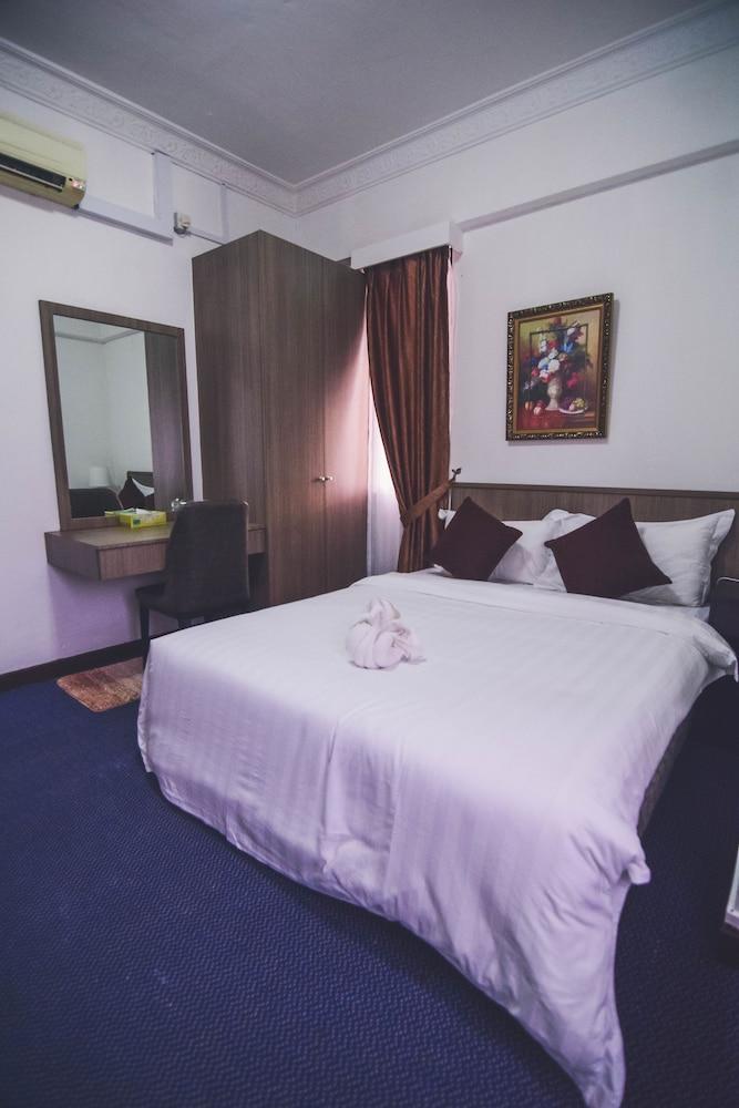 בנדר סרי בגאוואן Jubilee Hotel מראה חיצוני תמונה