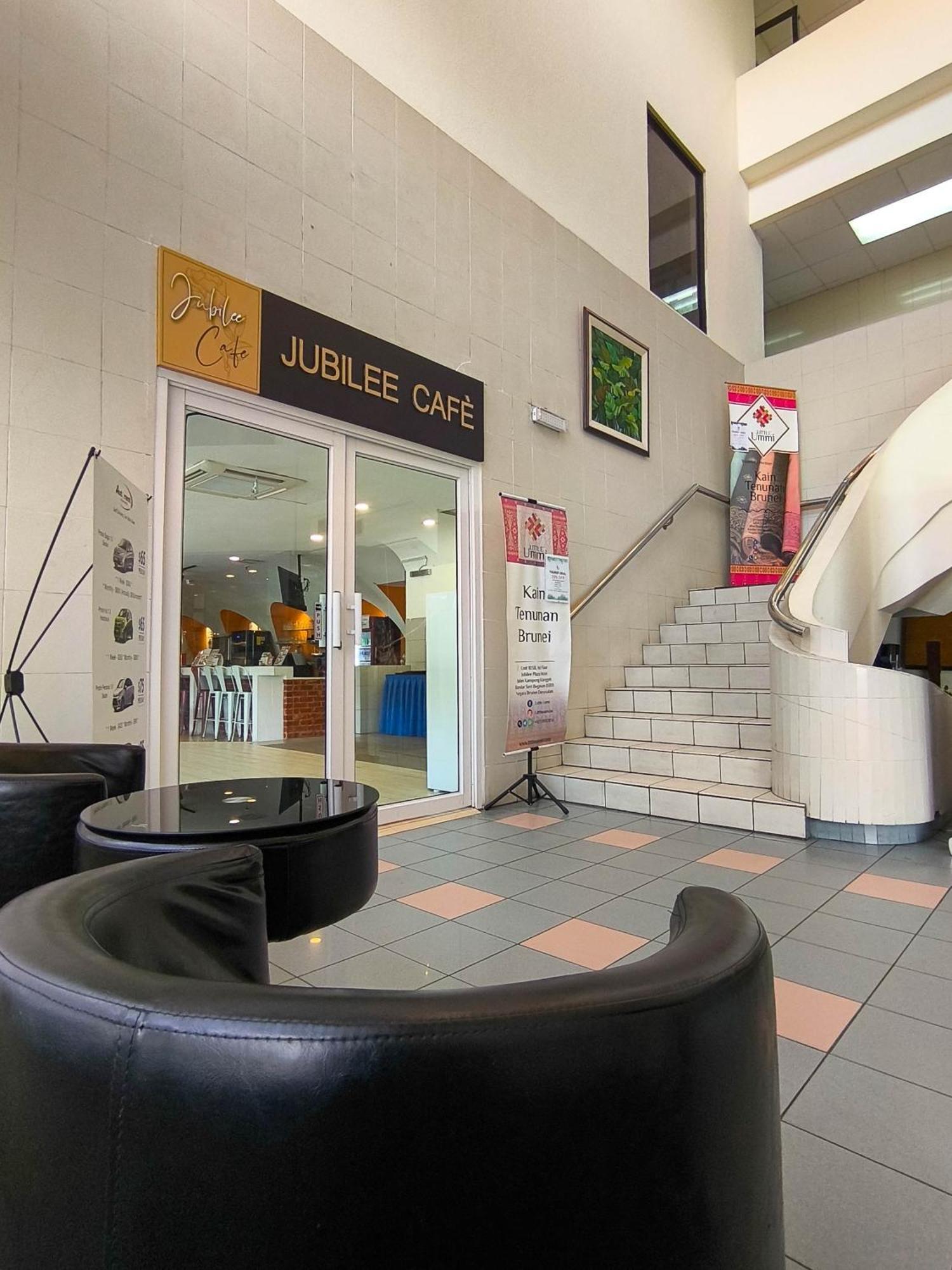 בנדר סרי בגאוואן Jubilee Hotel מראה חיצוני תמונה